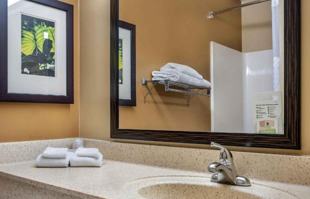 Mainstay Suites Las Vegas Flamingo Экстерьер фото