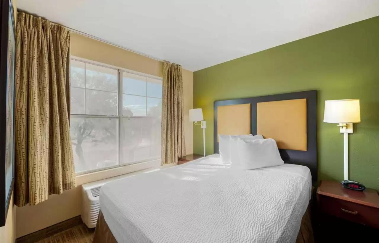 Mainstay Suites Las Vegas Flamingo Экстерьер фото